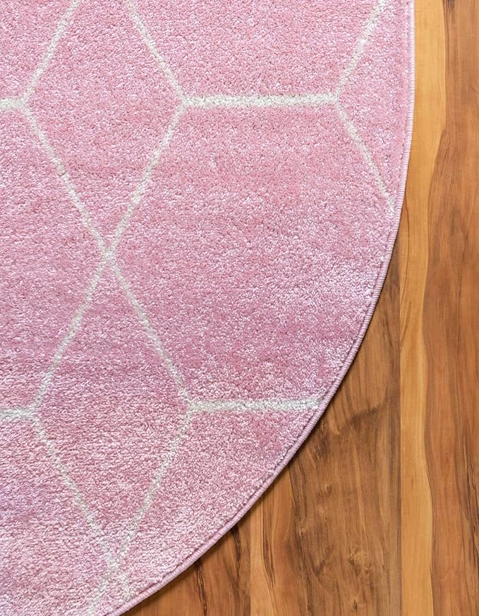 Unique Loom Trellis Frieze Collection Area Rug - Geometric (5' x 8' Oval, Light Pink/ Ivory)