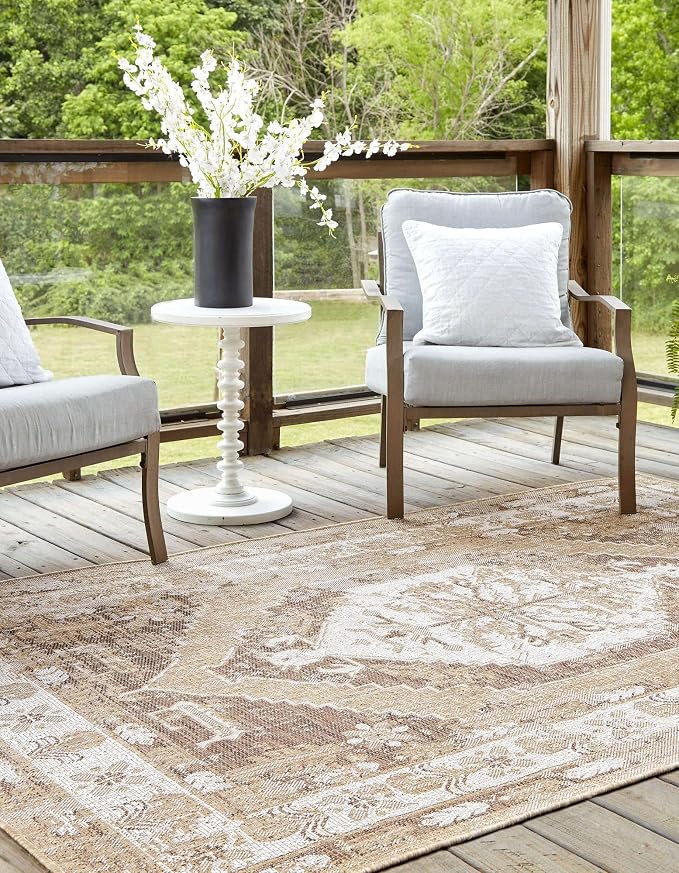Unique Loom Outdoor Traditional Collection Area Rug - Valeria (3' 3" x 5' 3" Rectangle, Natural/ Ivory)