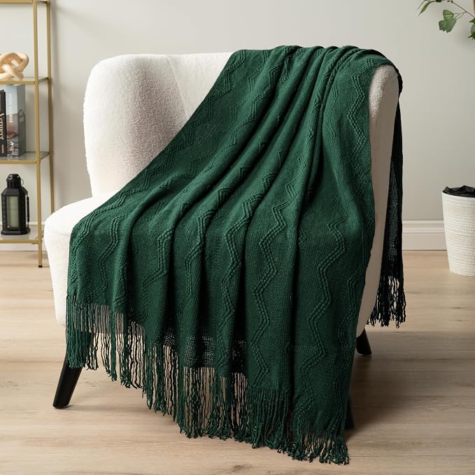PAVILIA Emerald Green Knit Throw Blanket for Couch, Twin Bed, Soft Knitted Farmhouse Sofa Throw for Living Room, Lightweight Decorative Summer Blanket for Chair, Outdoor Textured Boho Blanket, 60x80