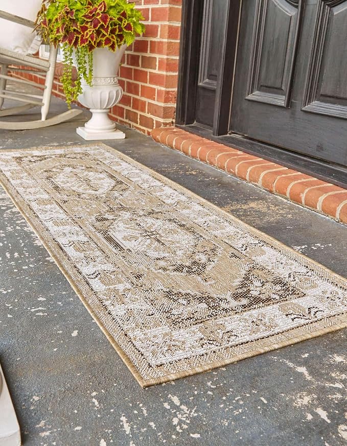 Unique Loom Outdoor Traditional Collection Area Rug - Valeria (2' x 6' 1" Runner, Natural/ Ivory)