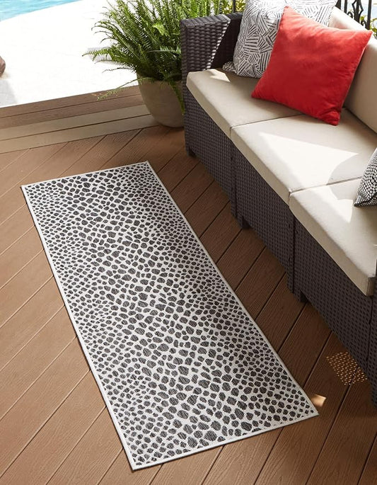 Unique Loom Outdoor Collection Area Rug - Cape Town (2' x 7' 1" Runner, Black/ Ivory)