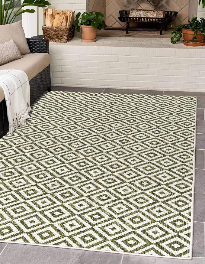 Unique Loom Outdoor Collection Area Rug - Costa Rica (6' 1" x 9' Rectangle, Green/ Ivory)