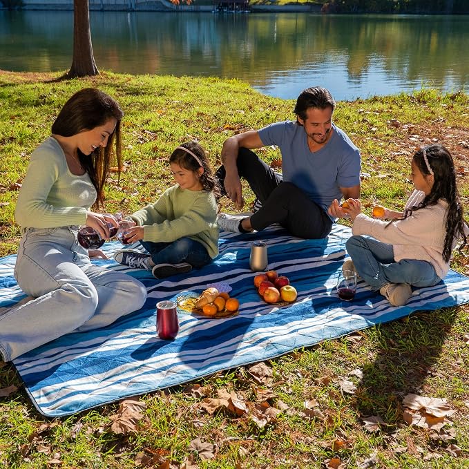 BRAWNTIDE Large Waterproof Outdoor Blanket, Extra Thick Fleece, Warm, Windproof & Sandproof, Quilted Stadium Blanket for Sports Events, Beach, Camping, Picnics, Dogs & Car, 82" x 55