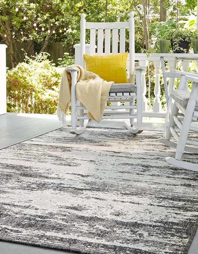 Unique Loom Outdoor Modern Collection Area Rug - Cartago (4' 1" x 6' 1" Rectangle, Charcoal/ Ivory)