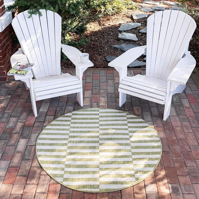 Unique Loom Outdoor Striped Collection Area Rug - Striped (4' 1" Round, Green/Ivory)
