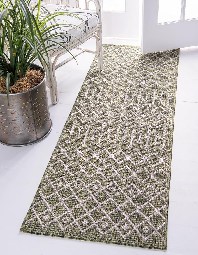 Unique Loom Outdoor Trellis Collection Area Rug - Tribal Trellis (2' x 8' Runner, Green/ Natural)
