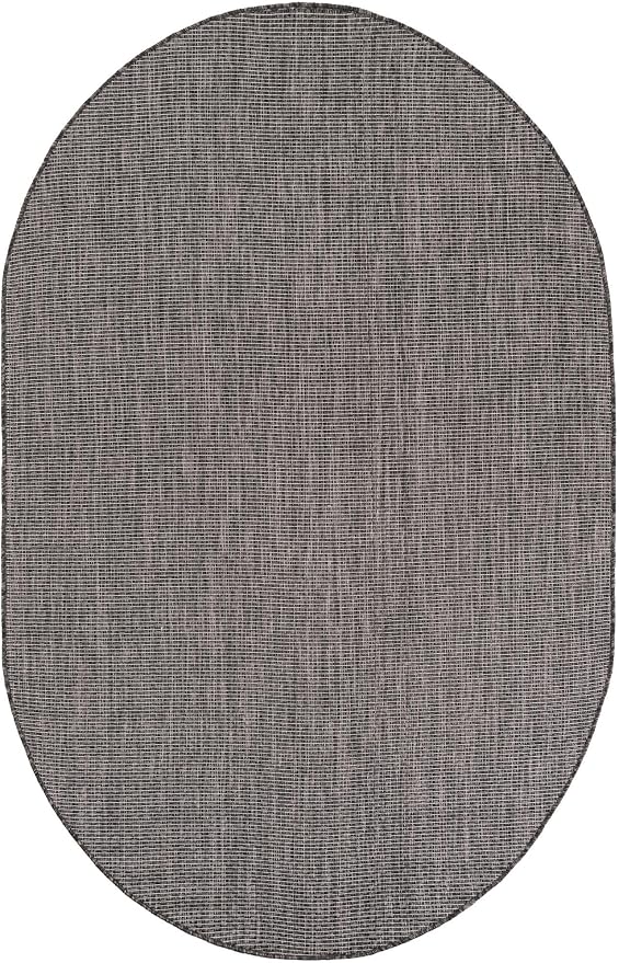 Unique Loom Outdoor Solid Collection Area Rug (5' 3" x 8' Oval Black/Ivory)