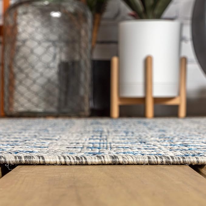 JONATHAN Y Moroccan Geometric Indoor Outdoor Round Area Rug 5 Ft Light Gray/Navy, Ourika Textured Weave for Backyard, Patio, Porch, Easy-Cleaning, High Traffic, Pet-Friendly, Non-Shedding SMB108A-5R