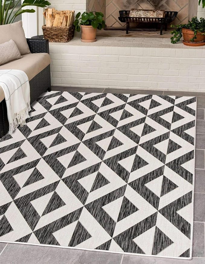 Unique Loom Outdoor Collection Area Rug - Napa (3' 3' x 5' 3' Rectangle, Charcoal Gray/ Ivory)