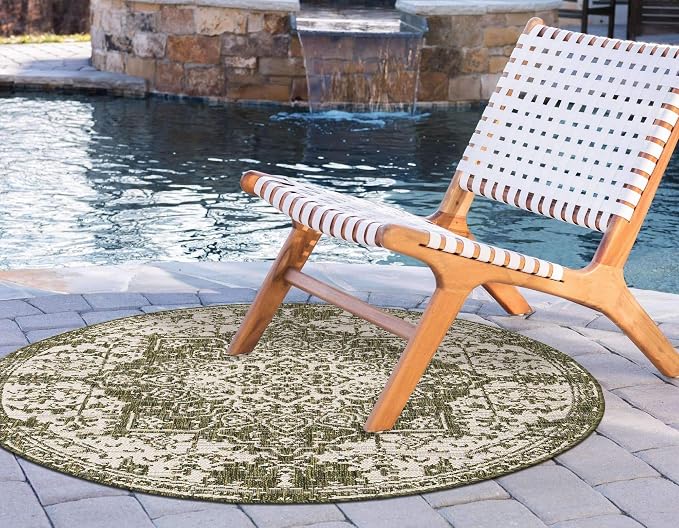 Unique Loom Outdoor Collection Area Rug - Dubai (6' 7' Round, Green/ Ivory)