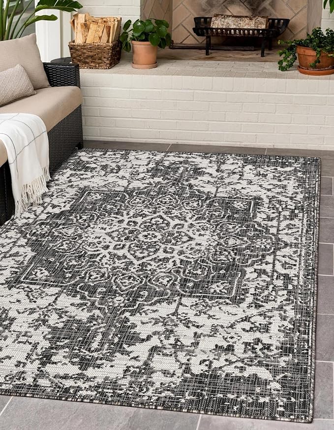 Unique Loom Jill Zarin Outdoor Collection Area Rug - Dubai (10' 8'' Square, Charcoal Gray/ Ivory)