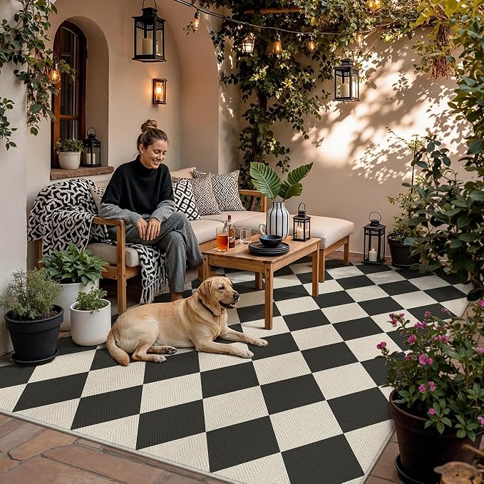 PureCozy 5x8 Checkered Chevron Pattern Area Rug for Living Room Checkerboard Washable Indoor Outdoor Carpet Farmhouse Patio Office Mat Geometric Non Slip Black Carpet for Backyard Dining Room