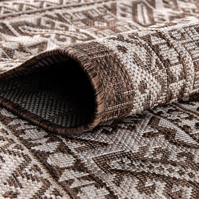 Unique Loom Outdoor Aztec Collection Area Rug - Chalca (3' 3" x 5' 3" Rectangle, Brown/ Ivory)