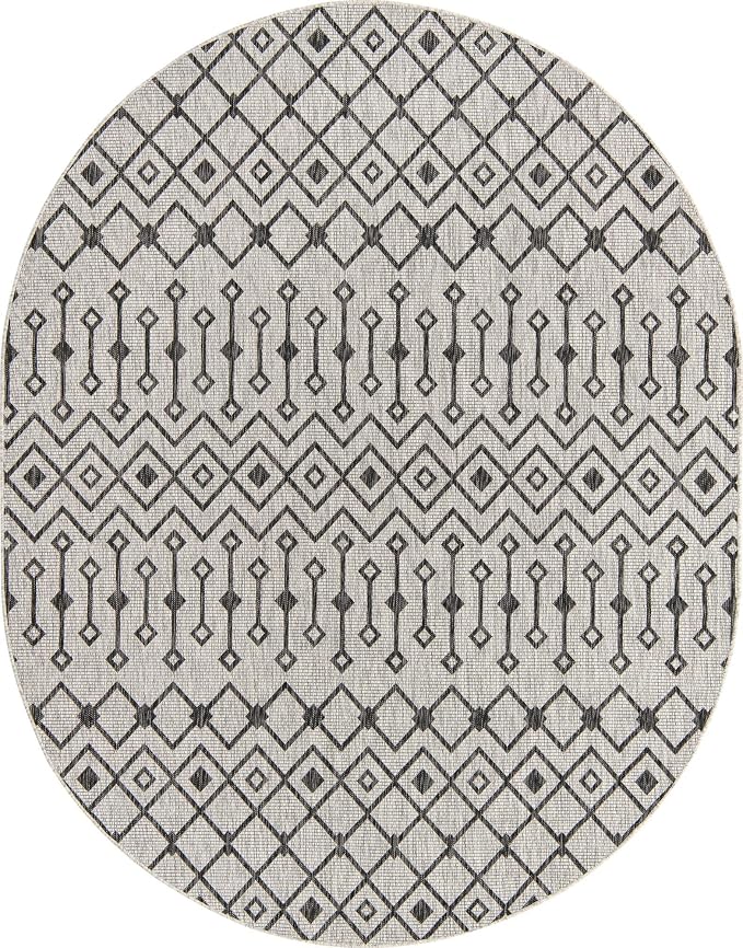 Unique Loom Outdoor Trellis Collection Area Rug - Tribal Trellis (7' 10" x 10' Oval, Gray/ Black)