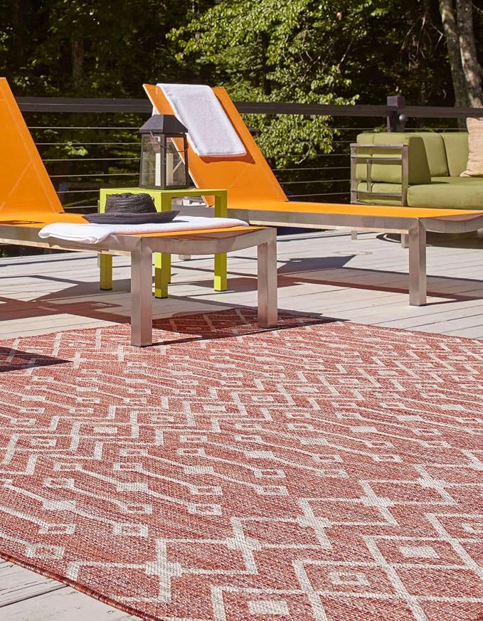 Unique Loom Outdoor Trellis Collection Area Rug - Tribal Trellis (10' 8" Square, Rust Red/ Ivory)