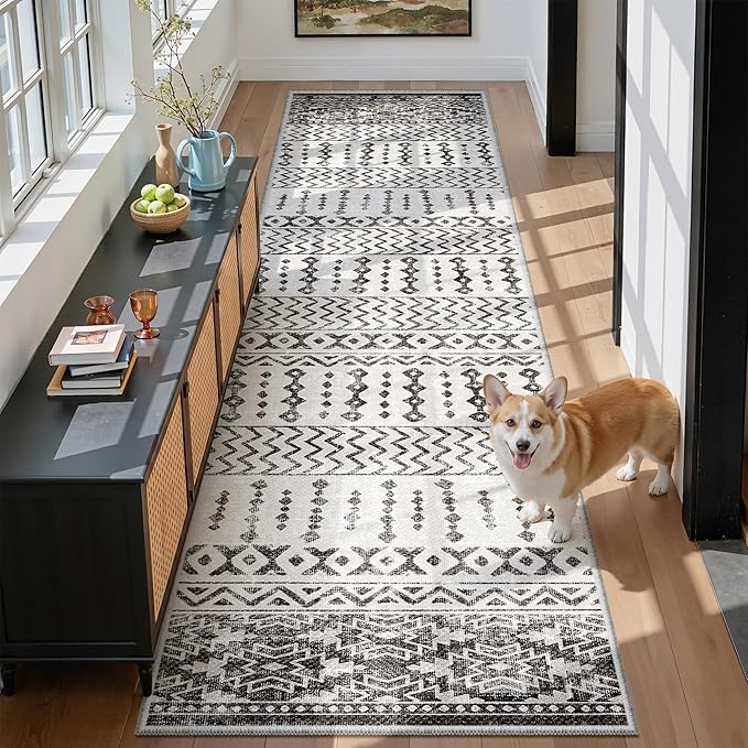 Art&Tuft 2x10 Runner Rug Non Slip, Washable Rug Runners for Hallways,Black | Low Pile, Moroccan Soft & Lighweight, Folable, Stain Resistant 10ft Carpet Runners for Entryway,Kitchen,Living Room,Bedroom