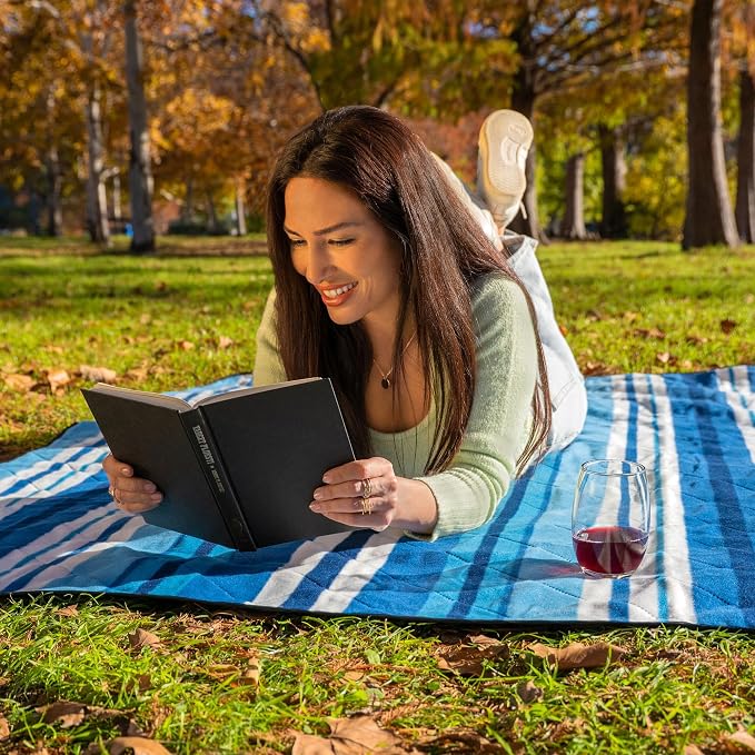 BRAWNTIDE Large Waterproof Outdoor Blanket, Extra Thick Fleece, Warm, Windproof & Sandproof, Quilted Stadium Blanket for Sports Events, Beach, Camping, Picnics, Dogs & Car, 82" x 55