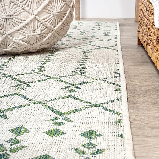 JONATHAN Y Moroccan Geometric Indoor Outdoor Square Area Rug 5X5 Green/Ivory, Ourika Textured Weave for Backyard, Patio, Porch, Easy-Cleaning, High Traffic, Pet-Friendly, Non-Shedding (SMB108R-5SQ)