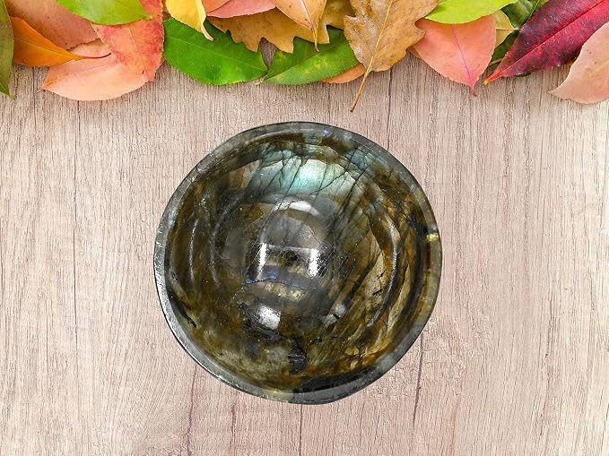 Labradorite Crystal Bowl - 2 Inch Decorative Bowls for Room and Home Decor - Gemstone Healing Crystals for Elegant Display, Positive Energy Balance and Gift