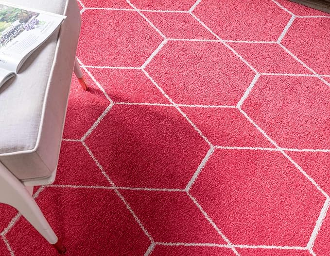 Unique Loom Trellis Frieze Collection Area Rug - Geometric (4' 1" x 6' 1" Rectangle Pink/Ivory)