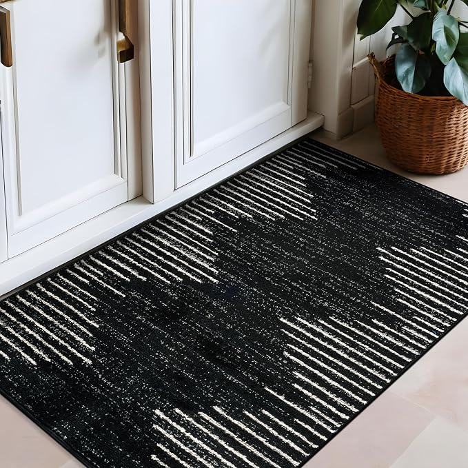 Rugshop Bohemian Stripe Stain Resistant Area Rug Black 2'7" x 4' | High Traffic, Rectangular, Size 2'7" x 4', Living Room, Bedroom, Dining Room, Home Office, Kitchen, Entryway, Hallway