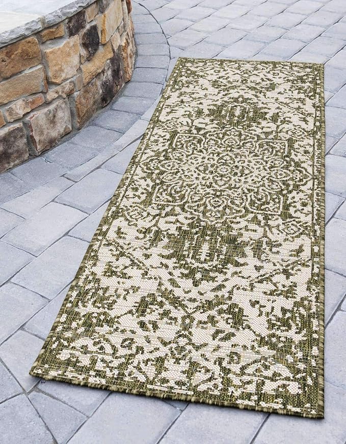Unique Loom Jill Zarin Outdoor Collection Area Rug - Dubai (2' x 6' 1' Runner, Green/ Ivory)