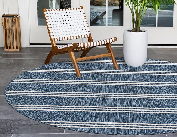 Unique Loom Jill Zarin Outdoor Collection Area Rug - Anguilla (10' 8'' Round, Blue/ Ivory)