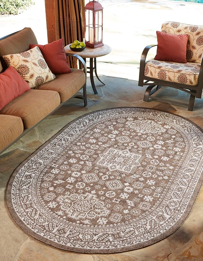 Unique Loom Outdoor Aztec Collection Area Rug - Chalca (3' 3" x 5' 3" Oval, Brown/ Ivory)