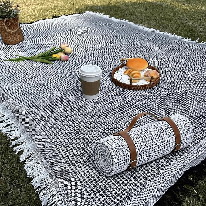 White Picnic Blanket, Extra Large Soft Cotton Gauze Picnic Rug 71"x71", Lightweight Breathable Blanket with Leather Handle, Machine Washable for Beach, Camping, Park, Couples (Black)