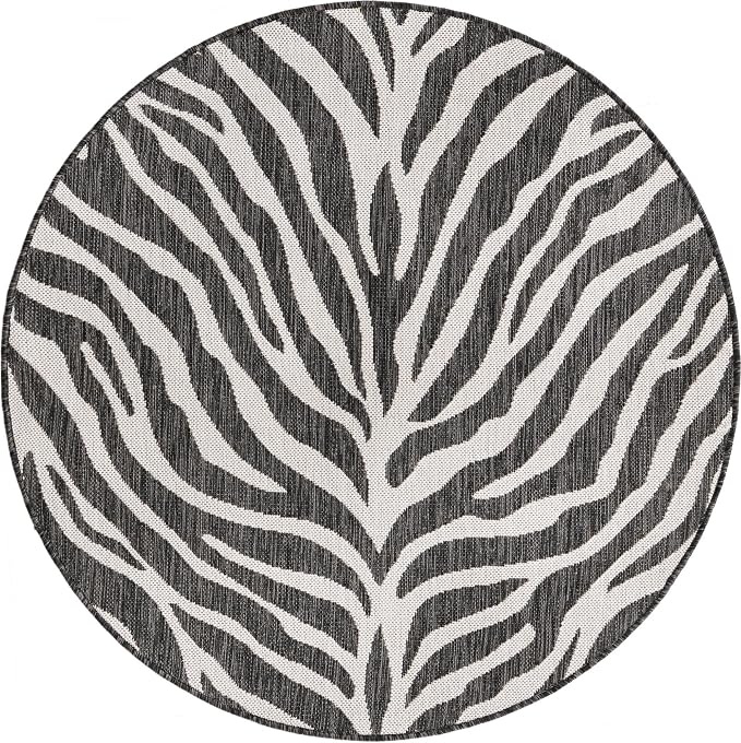 Unique Loom Outdoor Safari Collection Area Rug - Tsavo (4' 1" Round, White/ Black)