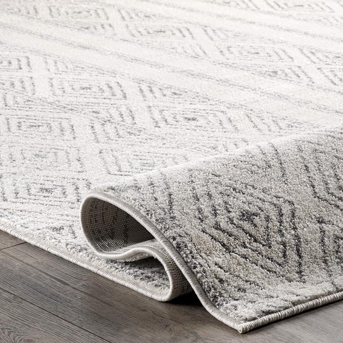 nuLOOM Sarina Tribal Diamonds Area Rug, 4x6, Grey