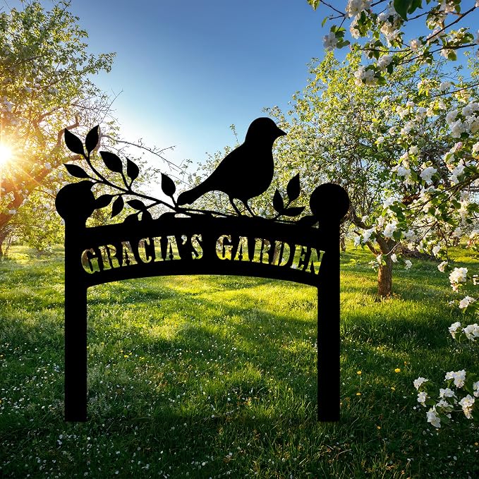 Personalized Birds Garden Sign with Stakes, Customized Birds Metal Garden Stake, Custom Sign for Flower Birds, Metal Yard Art, Patio Garden Decorations, Housewarming Gift
