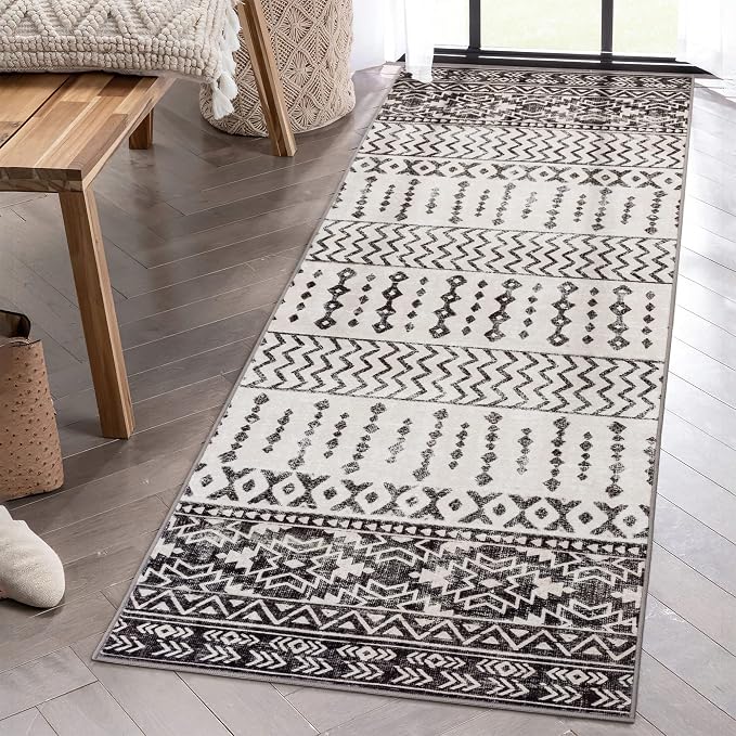 Art&Tuft 2'6"x8 Runner Rug Non Slip, Washable Rug Runners for Hallways,Black