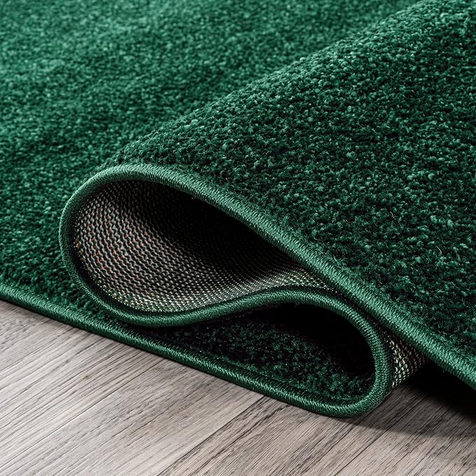 JONATHAN Y Haze Solid Low-Pile Emerald 9x9 Square Indoor Area Rug, Coastal,Bohemian,Minimalist,Classic, Easy-Cleaning for Living Room,Bedroom,Kitchen,Pet Friendly,Non-Shedding (SEU100L-9SQ)