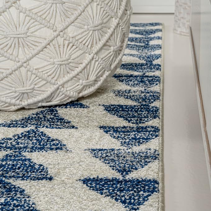 JONATHAN Y Aisha Moroccan Triangle Geometric Cream/Navy Indoor Area Rug, 8x10, Contemporary, Modern, Easy-Cleaning for Living Room, Bedroom, Kitchen, Pet Friendly, Non-Shedding (MOH206D-8)