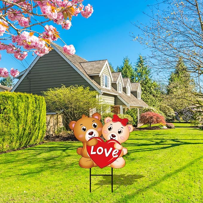JarThenaAMCS Valentine' s Day Metal Garden Stake Welcome Yard Sign Bear Couple with Love Heart Decorative Lawn Sign for Wedding Anniversary Home Outside Lawn Porch Walkway Decor
