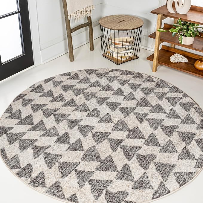 JONATHAN Y Aisha Moroccan Triangle Geometric Cream/Gray 7' Round Indoor Area Rug, Contemporary, Modern, Easy-Cleaning for Living Room, Bedroom, Kitchen, Pet Friendly, Non-Shedding (MOH206B-7R)