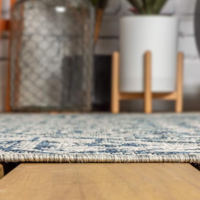 JONATHAN Y Boho Medallion Indoor Outdoor Round Area Rug 6 Ft Navy/Gray, Estrella Textured Weave for Backyard, Patio, Porch, Easy-Cleaning, High Traffic, Pet-Friendly, Non-Shedding (SMB105B-6R)