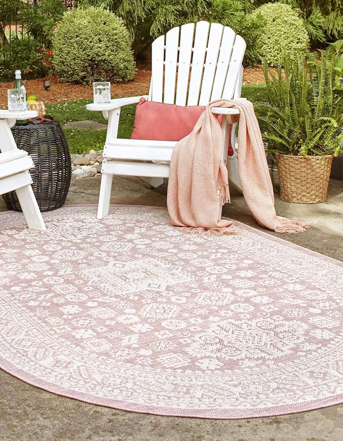 Unique Loom Outdoor Aztec Collection Area Rug - Chalca (5' 3" x 8' Oval, Pink/ Ivory)