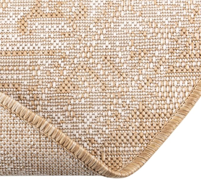 Unique Loom Outdoor Aztec Collection Area Rug - Coba (5' 3" x 8' Oval, Natural/ Ivory)