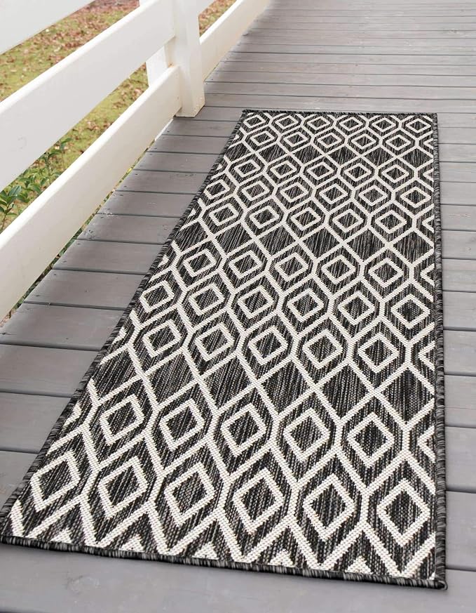 Jill Zarin Outdoor Collection Area Rug - Turks and Caicos (2' x 8' Runner Charcoal Gray/Ivory)