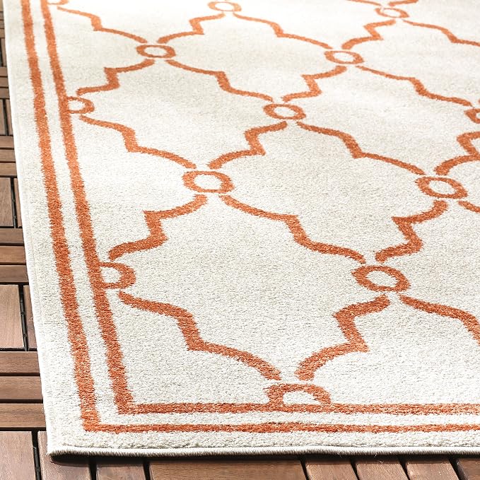 SAFAVIEH Amherst Collection Accent Rug - 4' x 6', Beige & Orange, Trellis Design, Non-Shedding & Easy Care, Ideal for High Traffic Areas in Entryway, Living Room, Bedroom (AMT414F)
