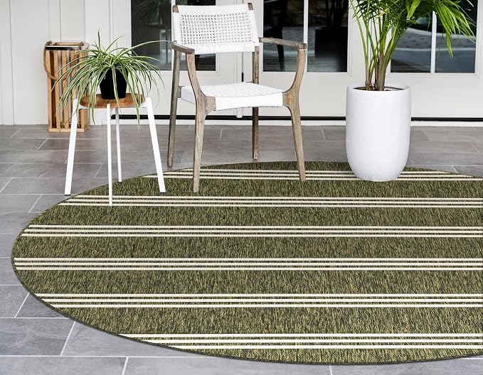 Unique Loom Outdoor Collection Area Rug - Anguilla (13' Round, Green/ Ivory)