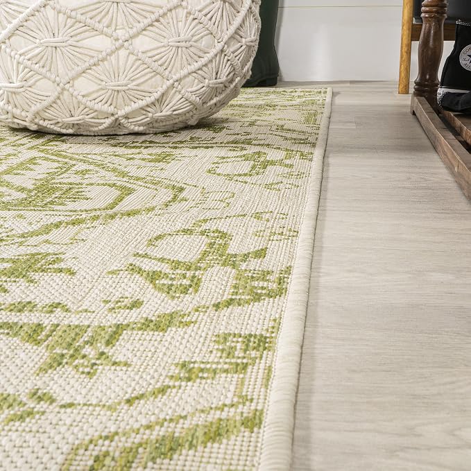 JONATHAN Y Boho Medallion Indoor Outdoor Area Rug 3X5 Cream/Green, Estrella Textured Weave for Backyard, Patio, Porch, Easy-Cleaning, High Traffic, Pet-Friendly, Non-Shedding (SMB105E-3)