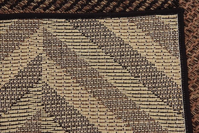 Unique Loom Outdoor Modern Collection Area Rug - Chevron (7' 1" x 10' Rectangle, Brown/ Black)