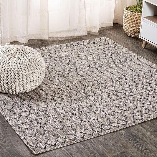 JONATHAN Y Moroccan Geometric Indoor Outdoor Square Area Rug 8X8 Natural/Black, Ourika Textured Weave for Backyard, Patio, Porch, Easy-Cleaning, High Traffic Pet-Friendly, Non-Shedding SMB108D-8SQ
