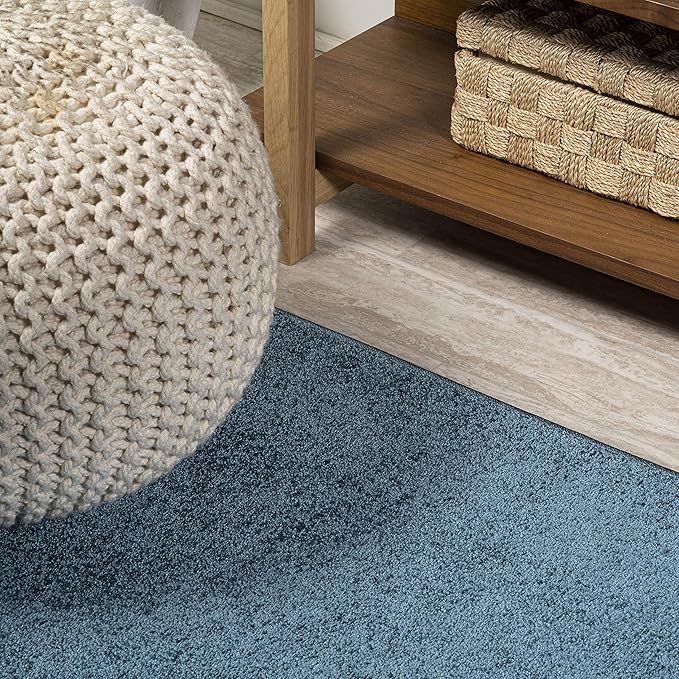 JONATHAN Y Haze Solid Low-Pile Turquoise 6' Round Indoor Area Rug, Coastal,Bohemian,Minimalist,Classic, Easy-Cleaning for Living Room,Bedroom,Kitchen,Pet Friendly,Non-Shedding (SEU100H-6R)