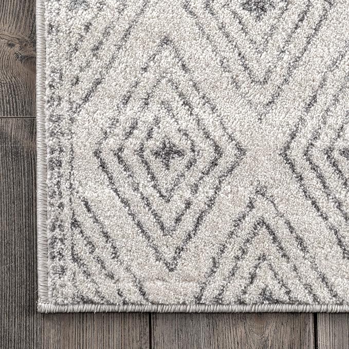 nuLOOM Sarina Tribal Diamonds Area Rug, 4x6, Grey