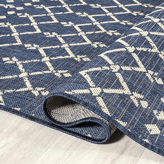 JONATHAN Y Moroccan Geometric Indoor Outdoor Round Area Rug 3 Ft Navy/Beige, Ourika Textured Weave for Backyard, Patio, Porch, Easy-Cleaning, High Traffic, Pet-Friendly, Non-Shedding (SMB108K-3R)