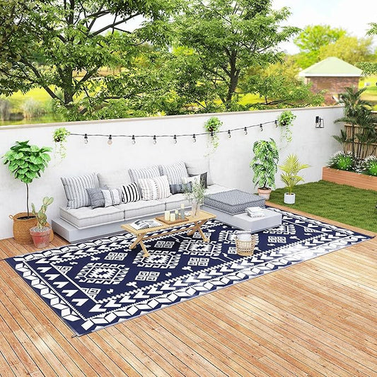 Outsunny Outdoor Rug for Patio, 9' x 18' Waterproof Large Mat, Reversible Plastic Straw Rug for Decor, Portable Outside RV Camping Area Carpet Mat for Backyard Porch Deck Picnic, Blue & White Rhombus